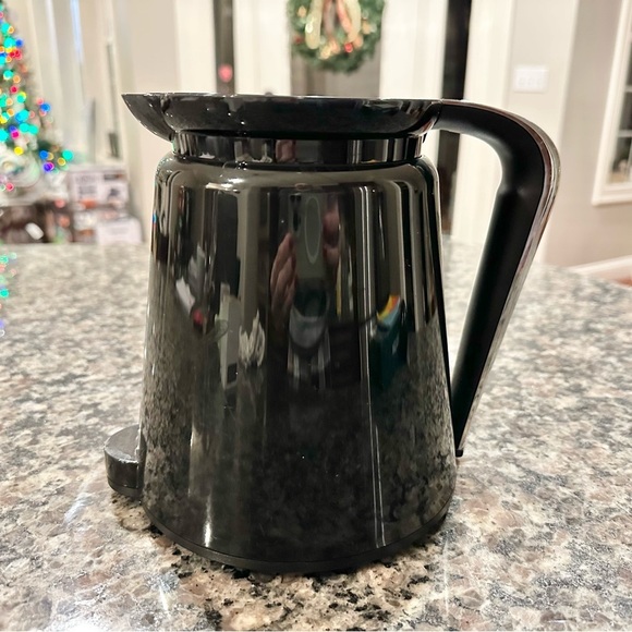 NWT Keurig 2.0 K-Carafe Coffee Pot Pitcher with Lid - 32 oz - Picture 1 of 2